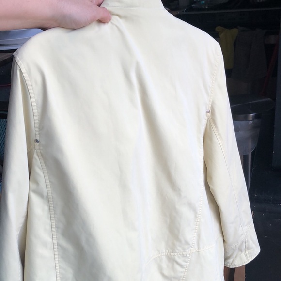 London Fog - vintage spring jacket. Butter yellow + navy blue. Windbreaker. - Picture 9 of 9